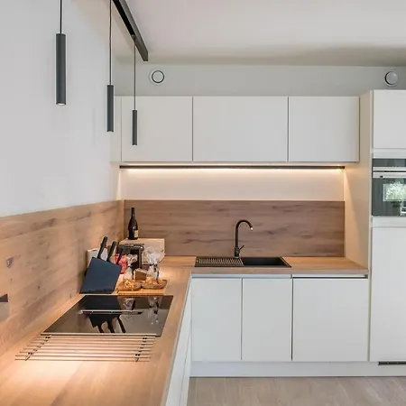 Staark2 Antwerp